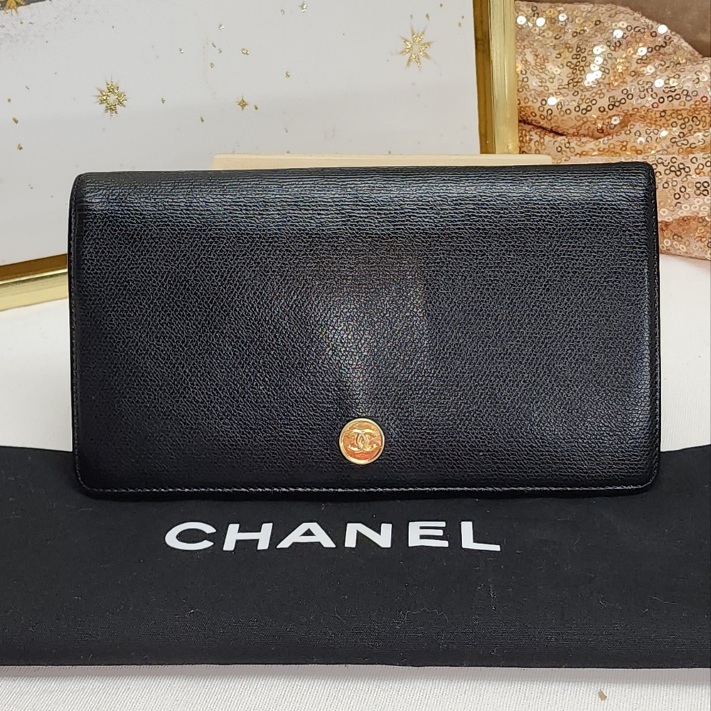 Authentic Chanel Bifold Caviar Calfskin Leather Wallet with Dust Bag - Picture 3 of 17